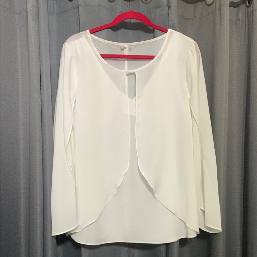 NY Collection White Asymmetrical Flutter Sleeve Blouse
